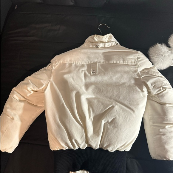 Moose knuckle shearling bomber jacket. - Picture 6 of 10